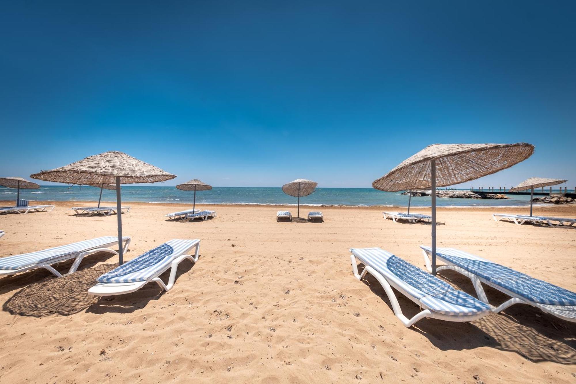 Private Beach Resort Cyprus Vokolidha Exterior photo